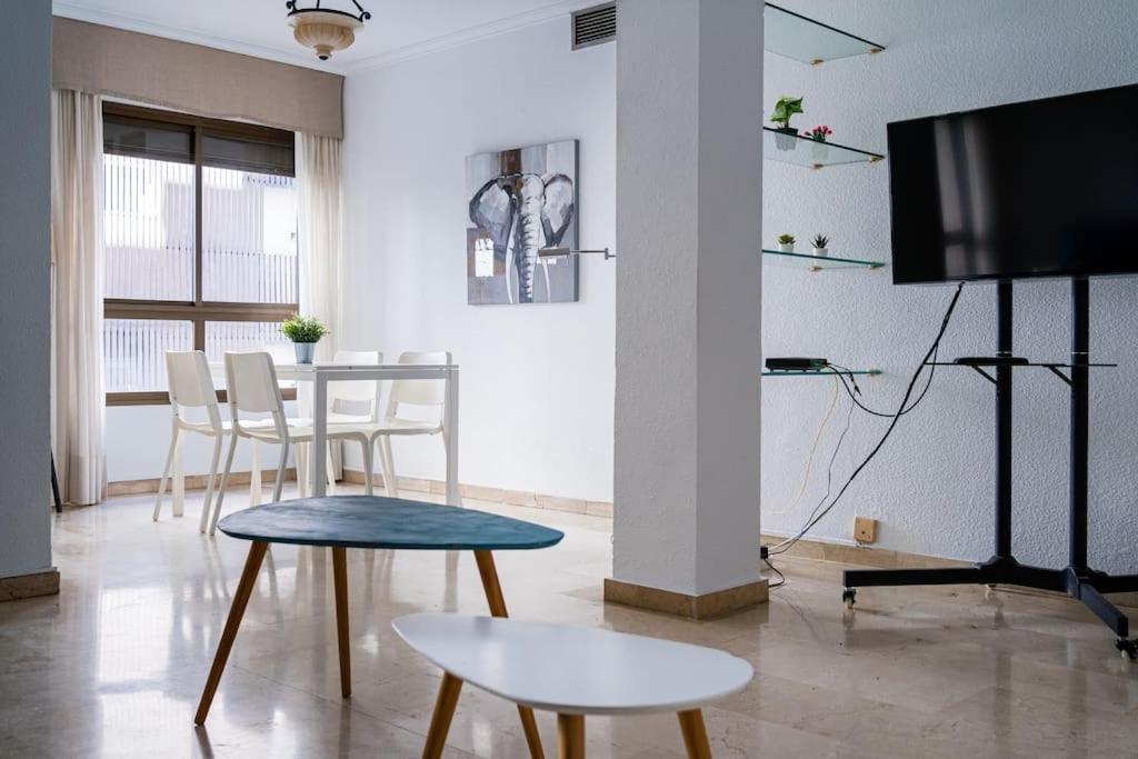 Amplio Apartamento Citycenter Cordoba Luaran gambar
